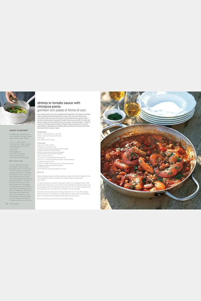 home & lifestyle book The Italian Kitchen by Maxine Clark, English — photo 3