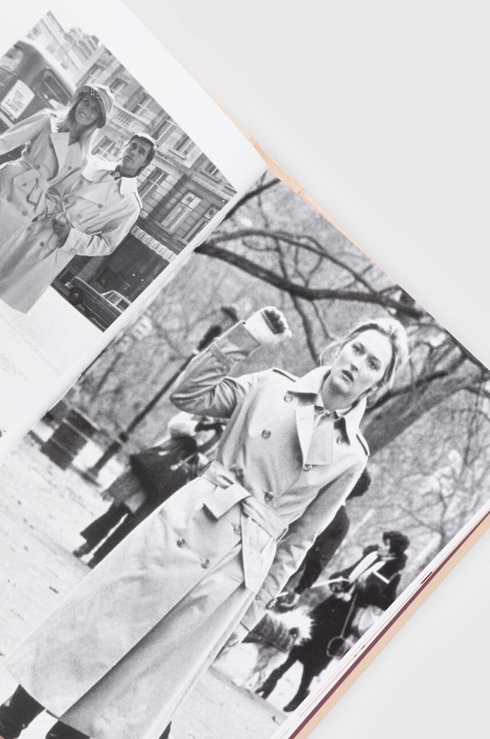 Welbeck Publishing Group book Little Book of Burberry, Darla-Jane Gilroy — photo 2