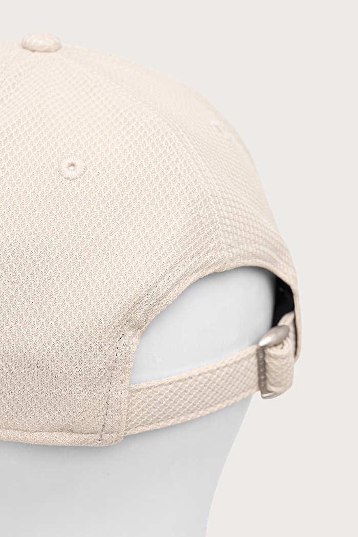 New Era DIAMOND ERA ESSENTIAL 9FORTY® cap with a visor Women's — photo 2
