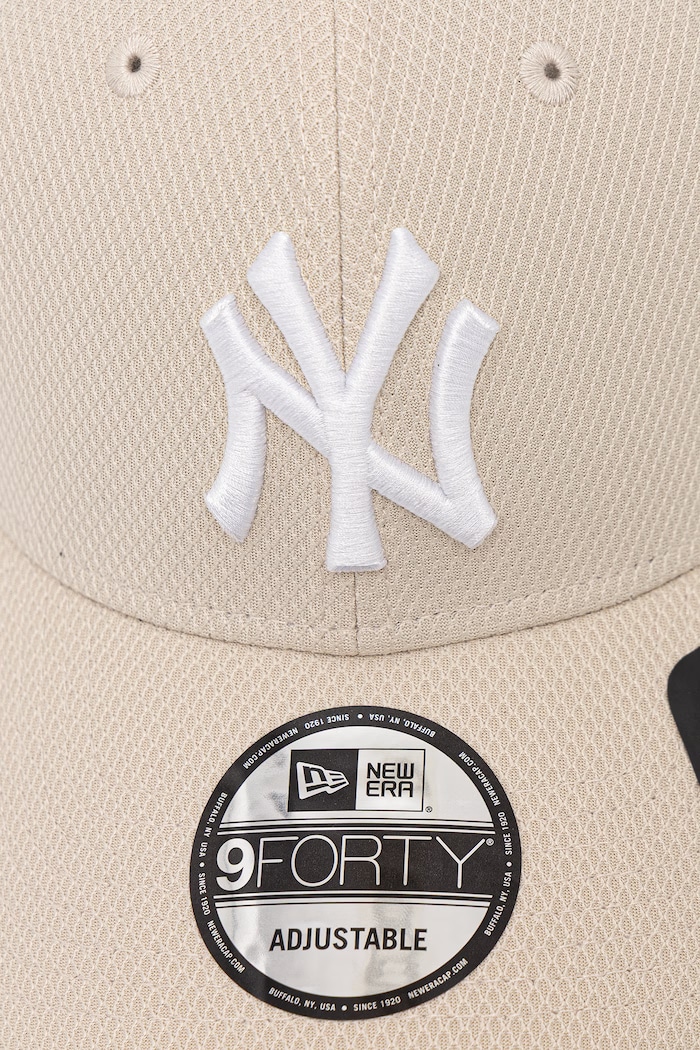 New Era DIAMOND ERA ESSENTIAL 9FORTY® cap with a visor Women's — photo 3