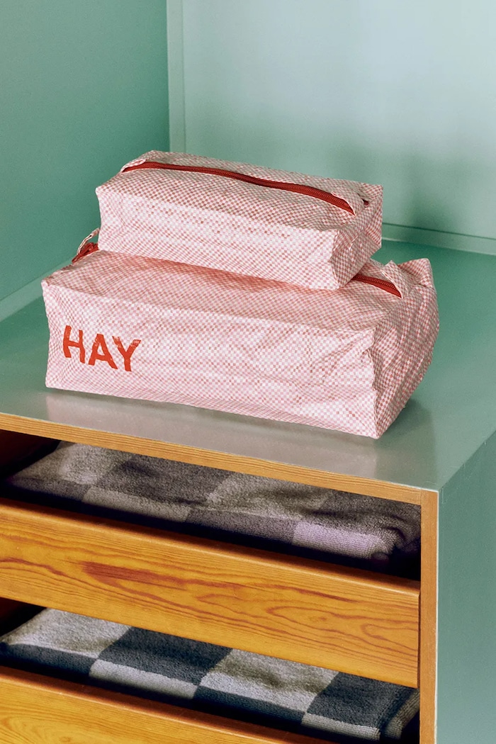 HAY sachet set Candy Mono Wash Bag 3-pack — photo 2