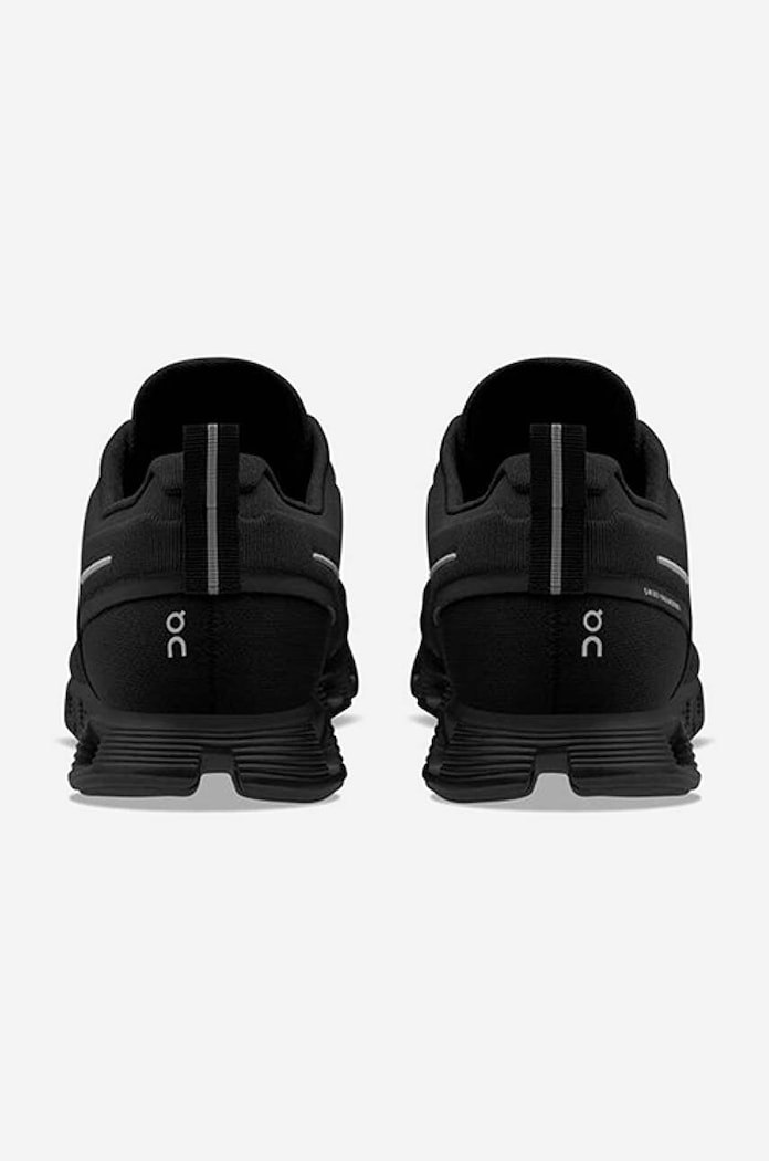 On sneakers Cloud 5 Waterproof — photo 5