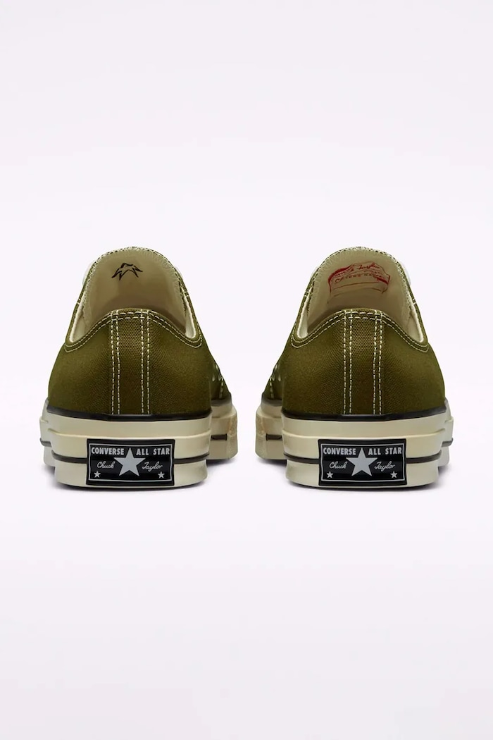 Converse plimsolls — photo 3