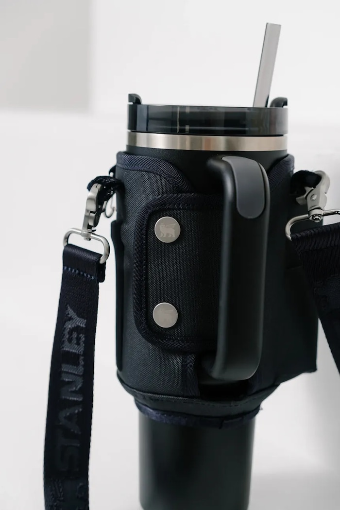 Stanley cover with a strap for a thermos The All-Day Quencher Carry-All 1,18 l — photo 5