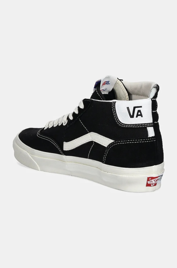 Vans trainers Clash The Wall — photo 3