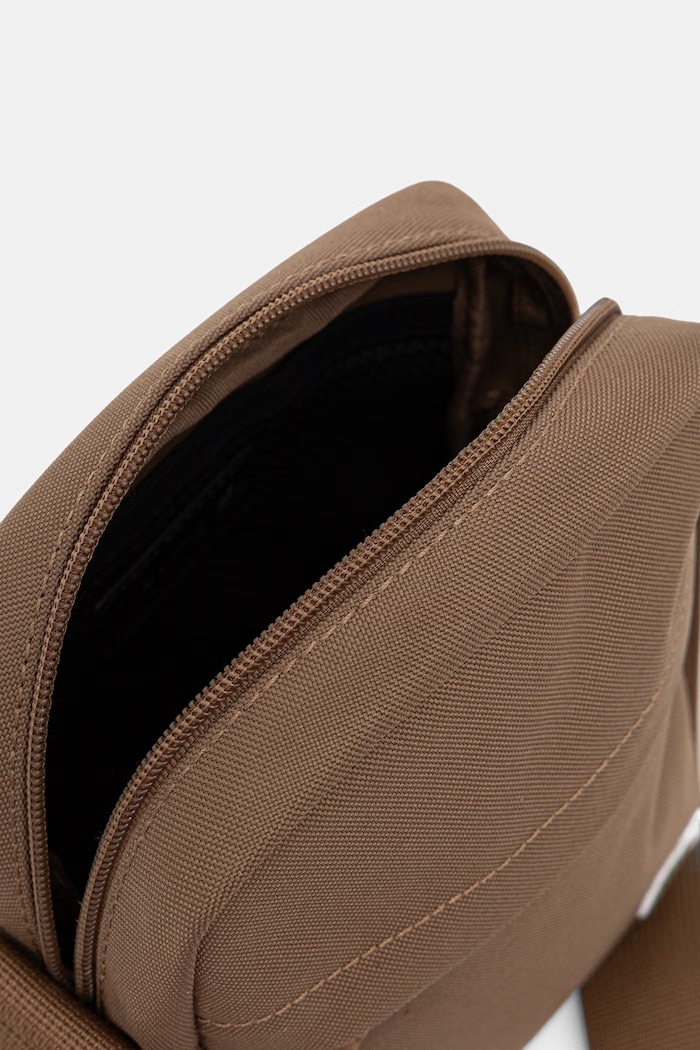 Lacoste Shoulder Pouch — photo 5