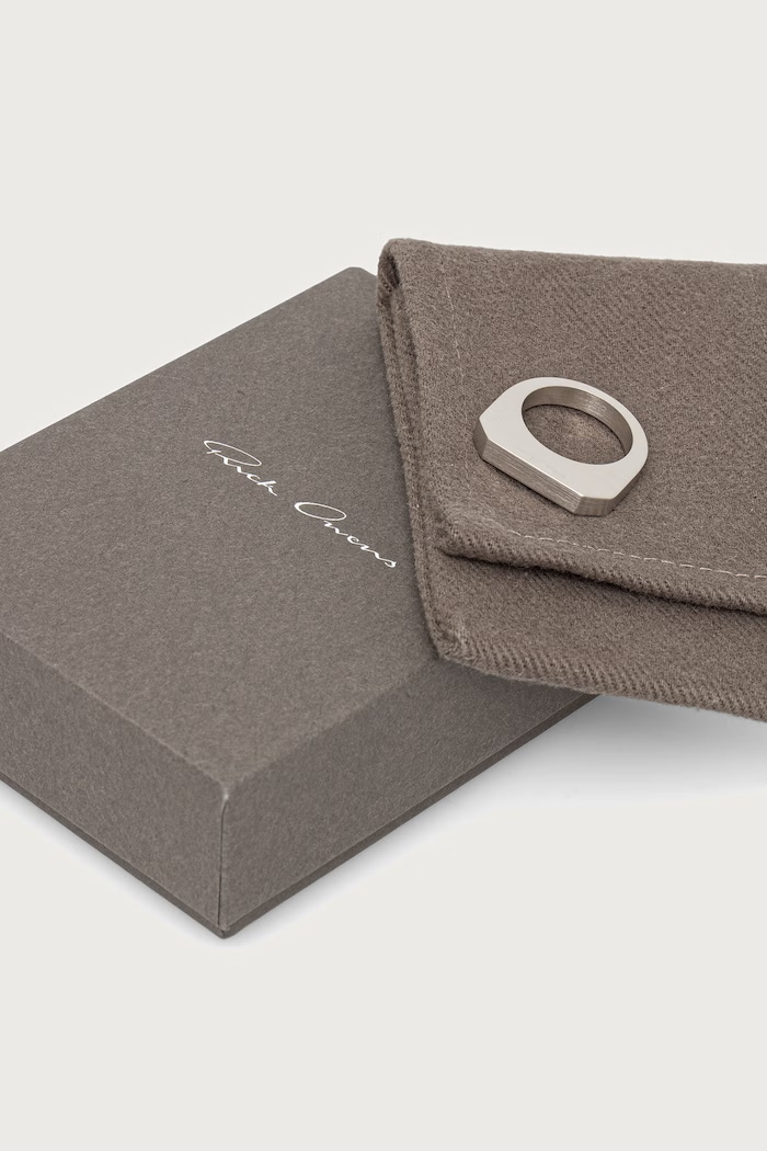 Rick Owens DRKSHDW Hollywood signet ring brass Women's — photo 3