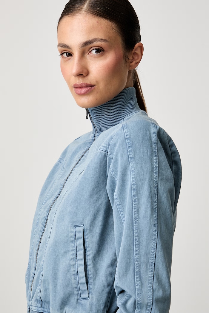 Puma FUTURE PUMA ARCHIVE jacket Women's cotton — photo 4
