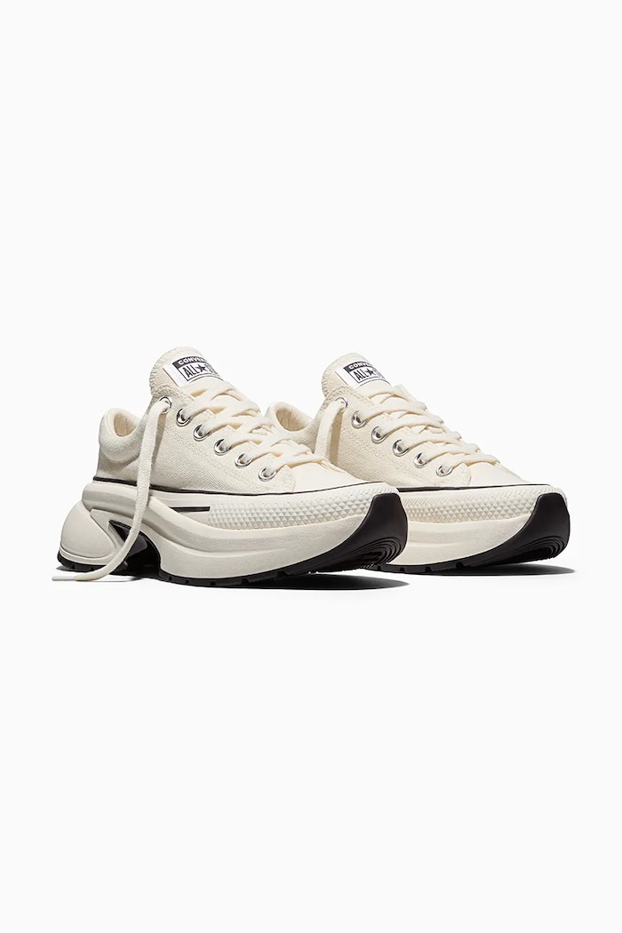 Converse Run Star Crush OX plimsolls Low on a platform — photo 2
