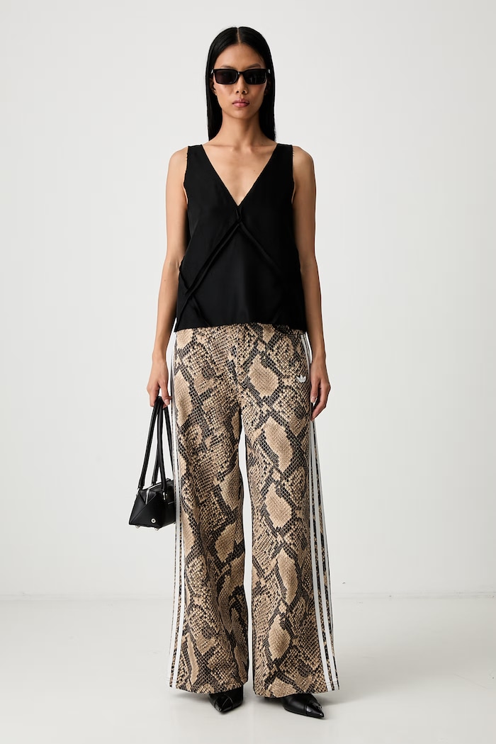 adidas Originals wide leg jeans Women's — photo 2