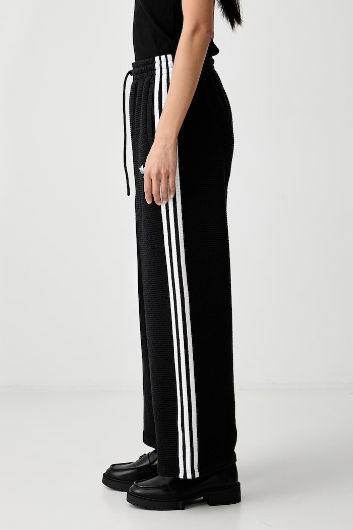 adidas Originals Firebird Crop sweatpants Women's — photo 4