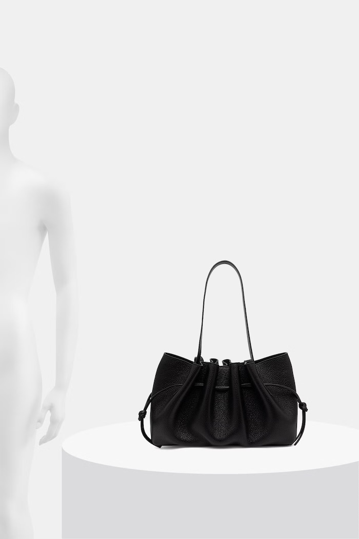 Yuzefi SCALLOP SHOULDER drawstring bag Women's leather — photo 6