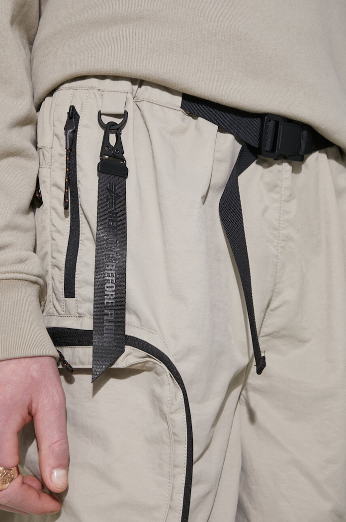 Alpha Industries shorts Utility UV — photo 5