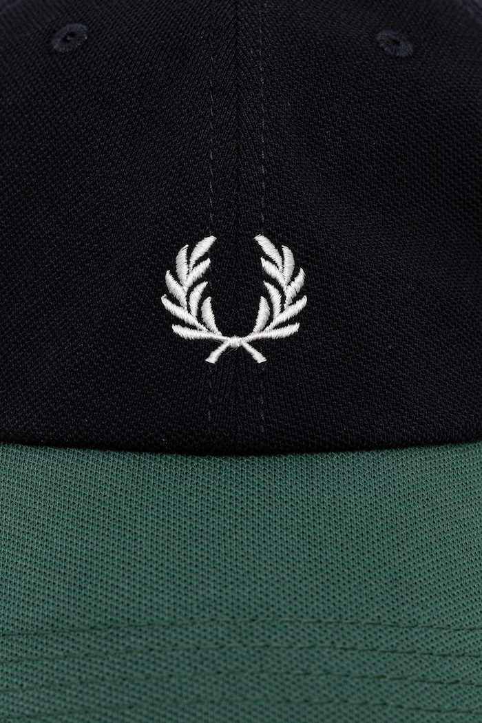 Fred Perry cap with a visor cotton — photo 3