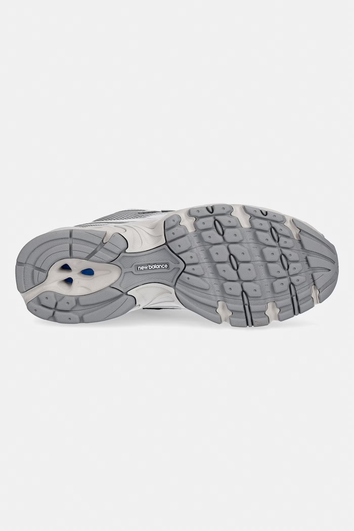 New Balance 740 Sneakers — photo 5