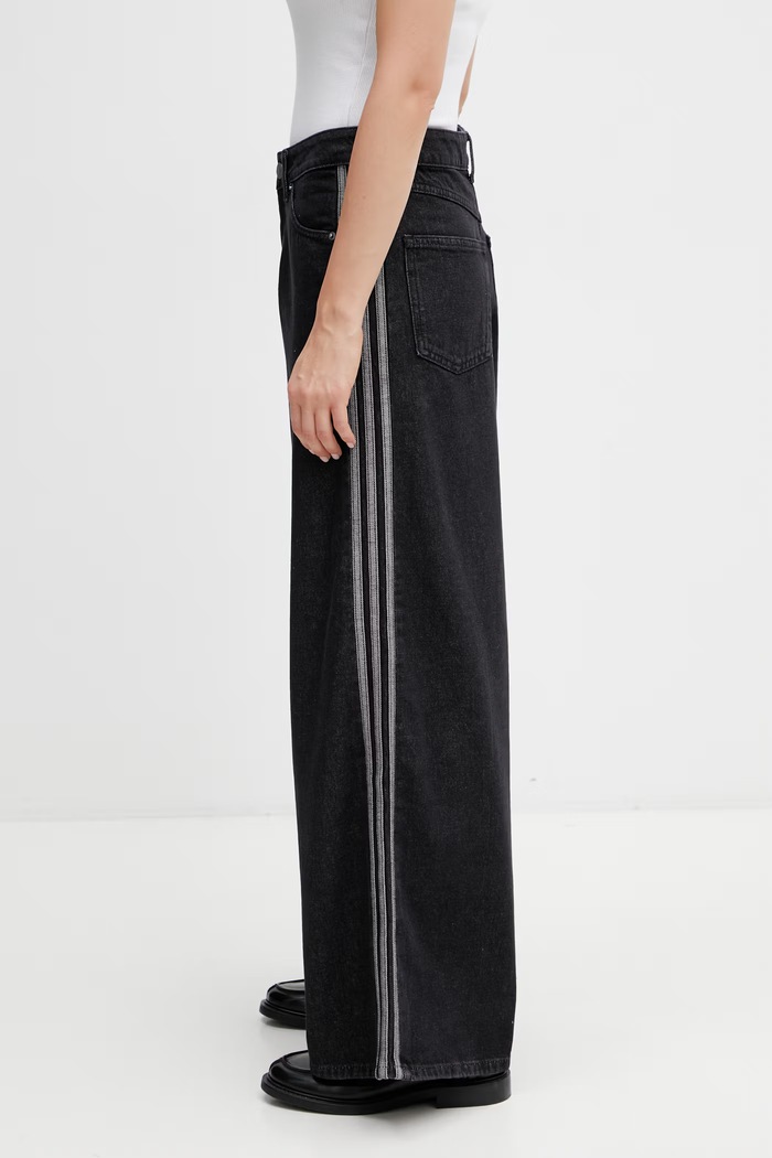 adidas Originals Firebird wide leg jeans Women's — photo 2